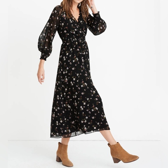 Madewell Georgette Smocked Midi Dress in Backyard Blooms- Size Small - Picture 1 of 6